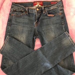 Lucky Jeans: CHARLIE SKINNY